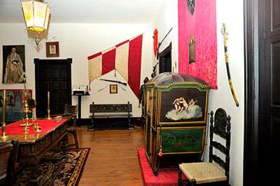 Ecomuseos Ribeira Sacra,Experiencias culturales Galicia,Turismo cultural Ribeira Sacra,Museos temáticos Galicia,Patrimonio histórico Ribeira Sacra,Visitas guiadas Galicia,Arte y cultura Ribeira Sacra,Rutas culturales Galicia,Historia viva Ribeira Sacra,Descubre la Ribeira Sacra